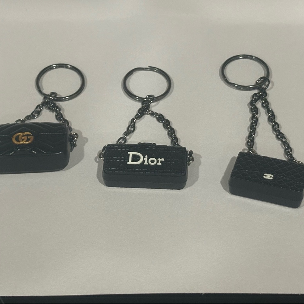 Dior, Chanel, and Gucci fashion key chains bundle - Picture 5 of 6